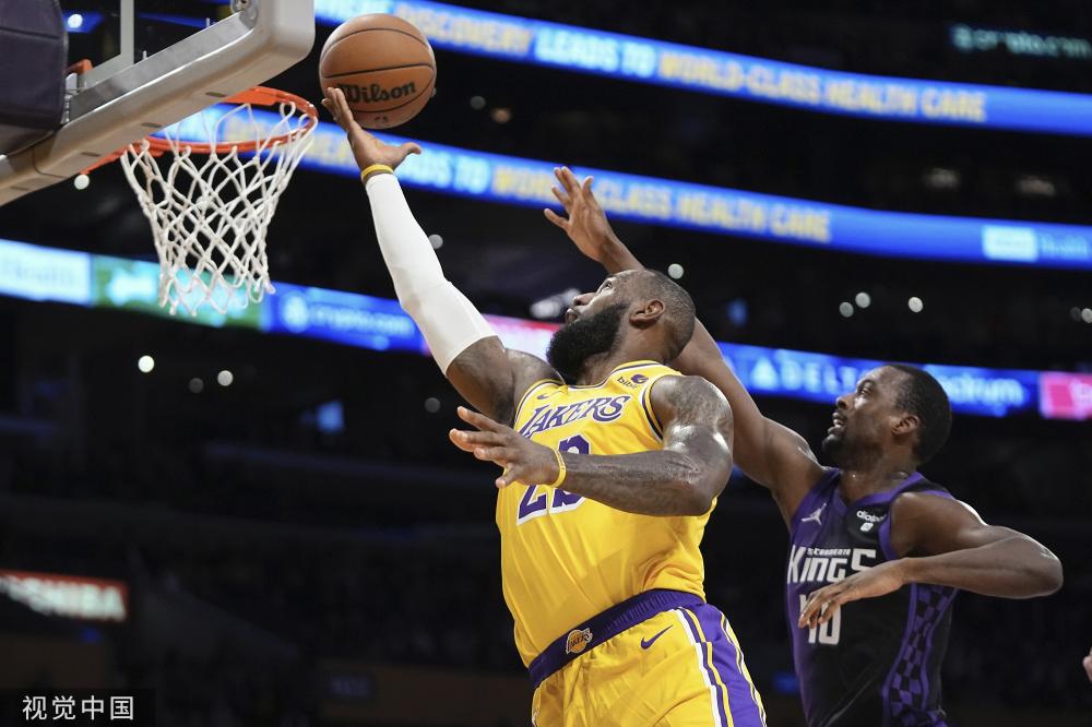 金玟哉在拜 金玟哉在拜