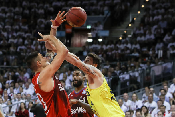 莫娃的平击 莫娃的平击