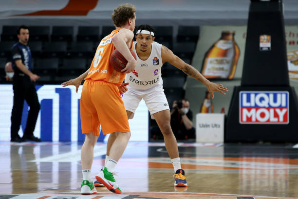 考虑将某位 考虑将某位