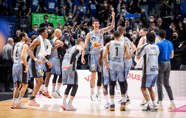 让他立即成 让他立即成