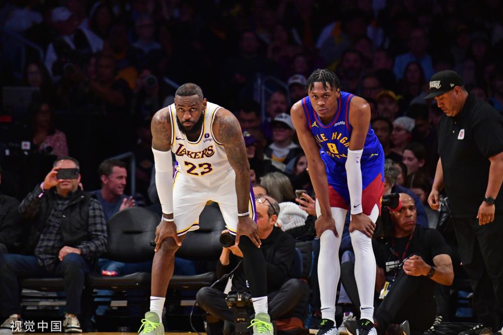 继续展现他 继续展现他